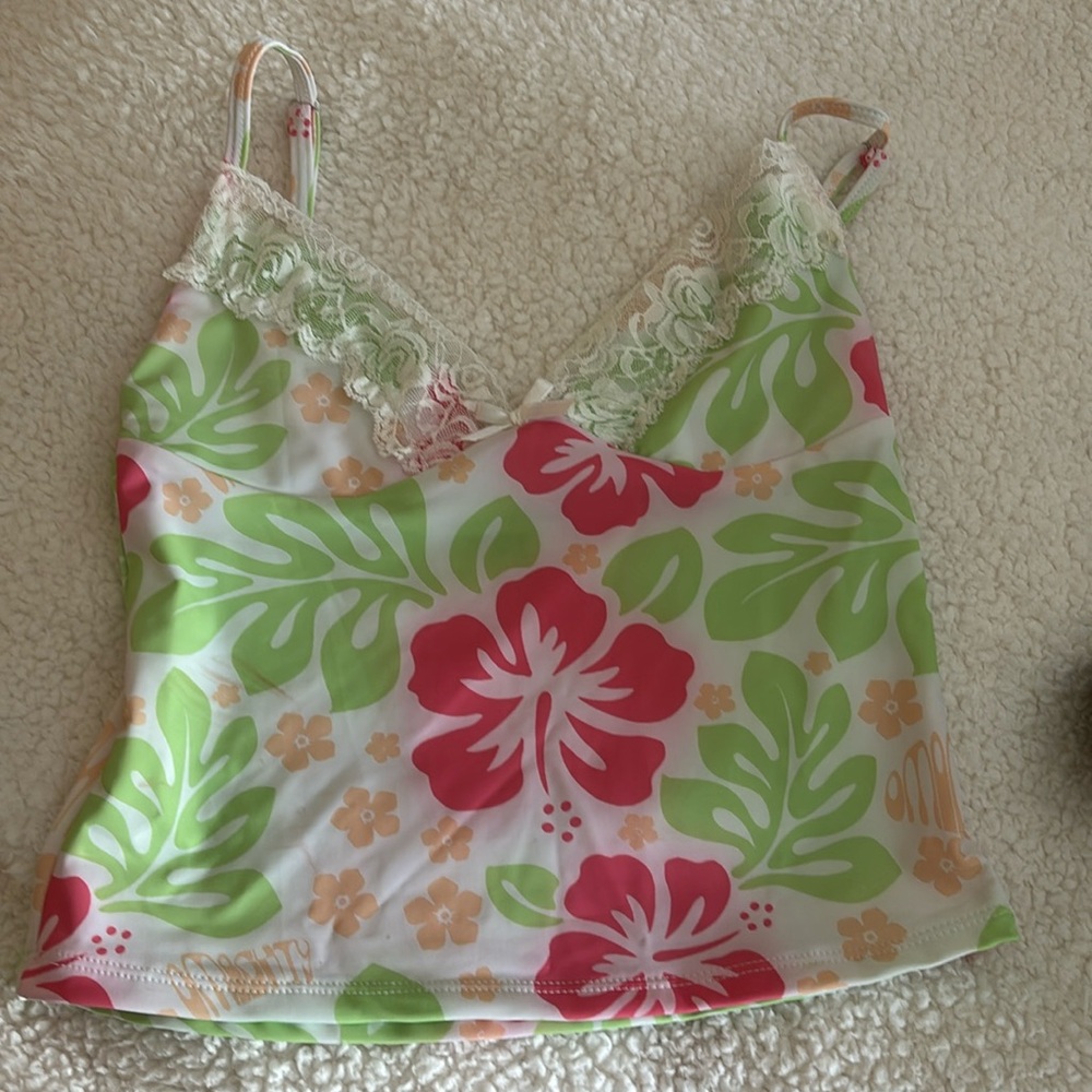 Omighty floral tank top
